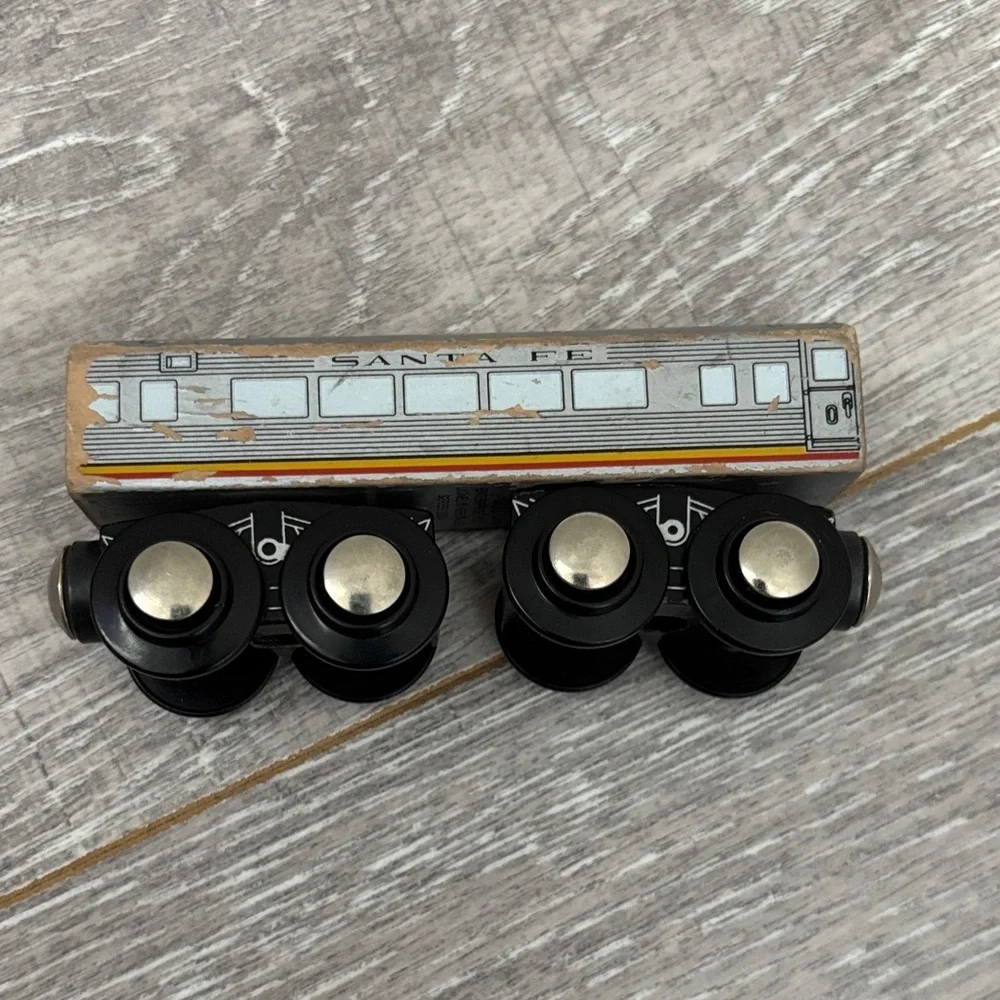 Lionel Heritage Series Passenger Car